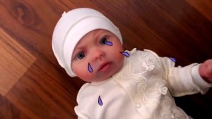 Диана и Рома ( Diana Roma ) - Диана играет в прятки с куклами