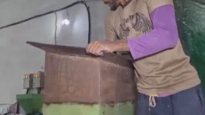 Как пластиковая хозяиственная сумка из миллиона отходов превраща