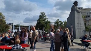 Развлекаемся и гуляем по красивым местам  Москвы.Идем к Большому театру-18.06.2025 год.