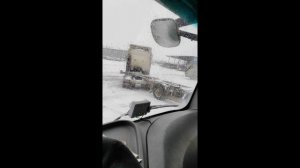 Машина забуксовала