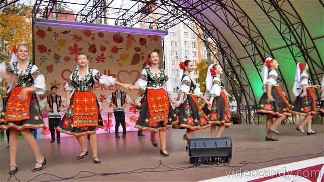 Молдавский танец -ансамбль-Калинка-#upskirt#европейский#танец