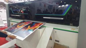 Боксмейкер Anypack роспуск крупноформатного листа гофрокартона на стенде НИССА Центрум Росупак 2025