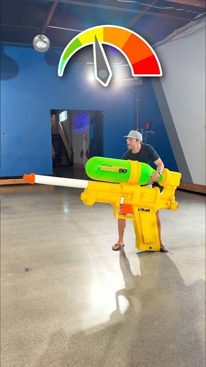 Самый Большой Водяной Пистолет В Мире (Марк Робер НАСА | Mark Rober NASA) смотреть онлайн