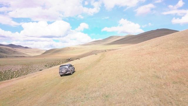 Каменные бабы в долине р. Бар-Бургазы, Чуйская степь; 2020
