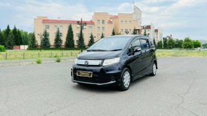 Honda Freed Spike, 2012 год