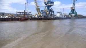 Вверх по р.Обь у порта Восточный [РТ-452] - Навигация 2024 (12 апреля) *без музыки*