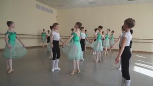 МГАХ.Франц. кадриль (2 фигура). (муз. Штрауса "Летучая мышь")