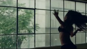 Miley Cyrus - Flowers (Max Oazo & Bonzana Remix).mp4 -2