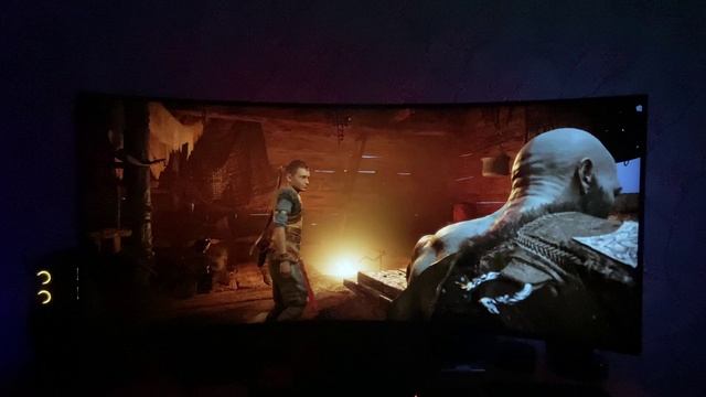 Монитор LG 45GS95QE-B с амбилайт. God of War Ragnarok
