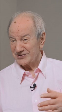 К. Кедров: Какими признаками должен обладать великий человек? #поэт #великийчеловек