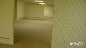 ити попала в бэкрумс первая часть