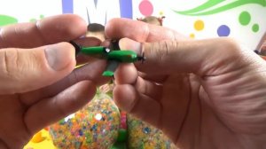 Мистер Макс • Mister Max - Игрушки в  разноцветных шариках