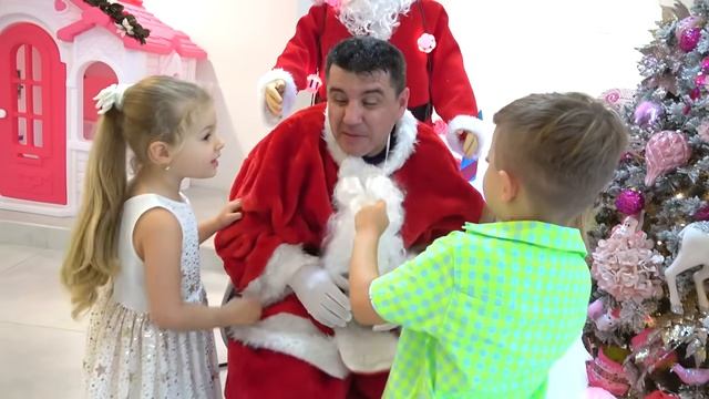 Диана и Рома Диана и ГРИНЧ, которые украли новогодние подарки