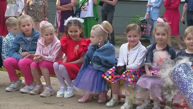 Выпускной в детском саду "Виктория" 2023 смотреть онлайн