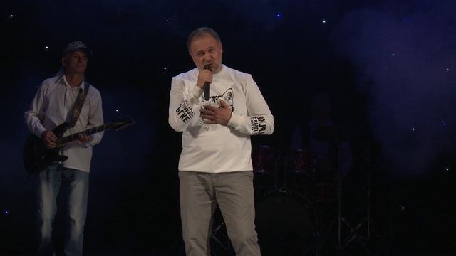 Михаил Образцов с авторской песней "Котёнок"