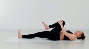 Пилатес-зарядка с Дарьей / снимаем напряжение / убираем напряжение в спине