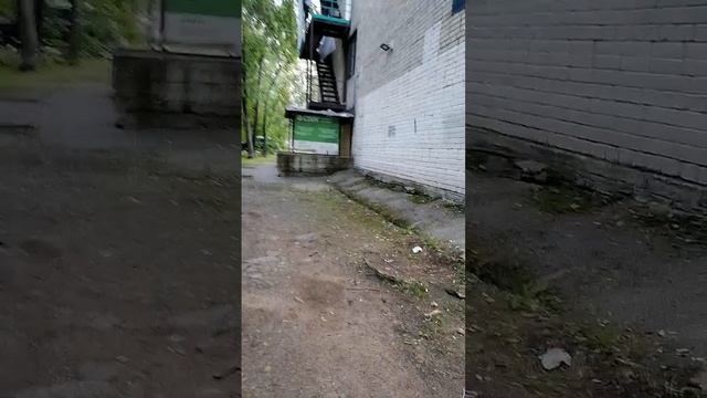 Мы разжали руки и нашли