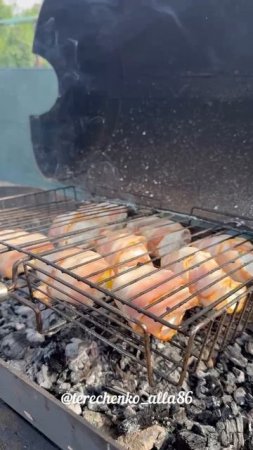 Картофель с соусом и беконом