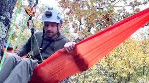 Тест гамака Cradle Park для кемпаутов в кроне