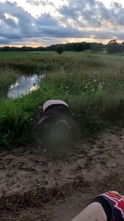 Минус байк! Жёсткое падение на дороге