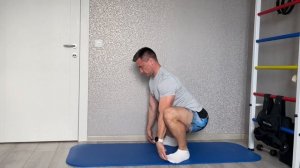 Подъём таза из глубокого седа / Squat to Stand
