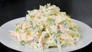 Как сделать вкусный салат с крабовыми палочками дома