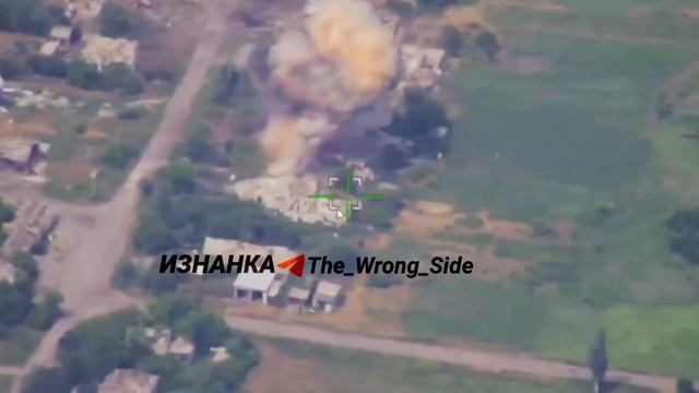 🛩️💥Удары БпЛА-камикадзе "Герань" по ПВД подразделения отдельной штурмовой бригады «Лють» в…🔽🔽🔽