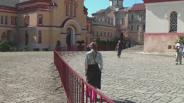 Заводной Апельсин в Новом Афоне