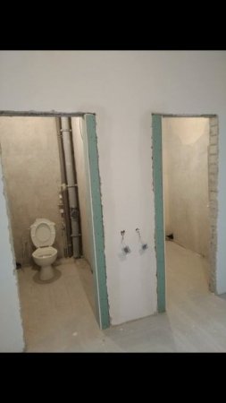 Наростил стены в санузлах из гкл. Ремонт. Сельма. Калининград.