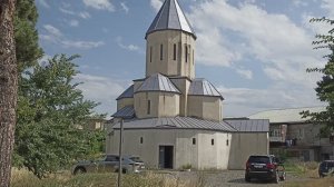 Прогулка по Рустави 21.06.2025 (улица Маяковского в Старом Рустави, Школа номер 16)