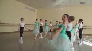 МГАХ. Франц. кадриль (5 фигура). (муз. Штрауса "Летучая мышь")