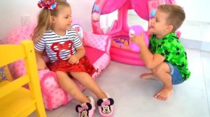 ДИАНА И РОМА - Диана и Рома - история доставки игрушек