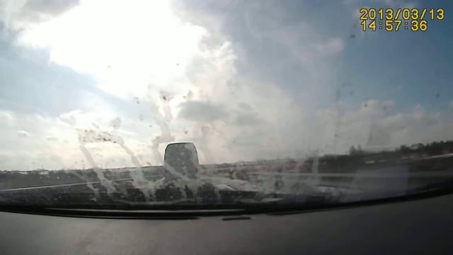 F2013-03-13-14-56-53-0 прохождение поворотов по встречке