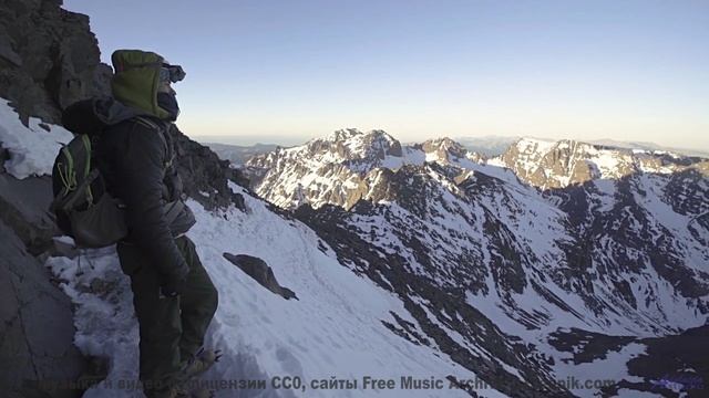 Ты либо рвёшь вперёд под этот бит, либо стоишь на месте! - Rock This House (Instrumental) -- Anthem