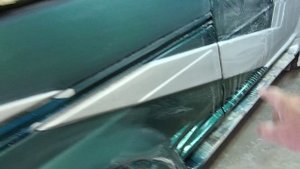 Финишная покраска микроавтобуса.