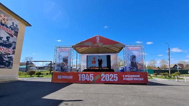 Легендарная песня «Журавли»
Исполняет Мирослав Федючек