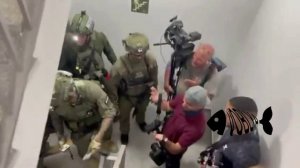 После попадания иранских ракет армия Израиля разделила иностранных журналистов и местных репортёров