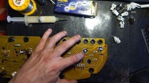 панель приборов Волга 382.3801 не работает подсветка, стрелки не показывают, поставил led подсветку