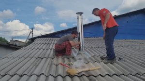 Установка дымохода в бане и делаем слив (часть 12)