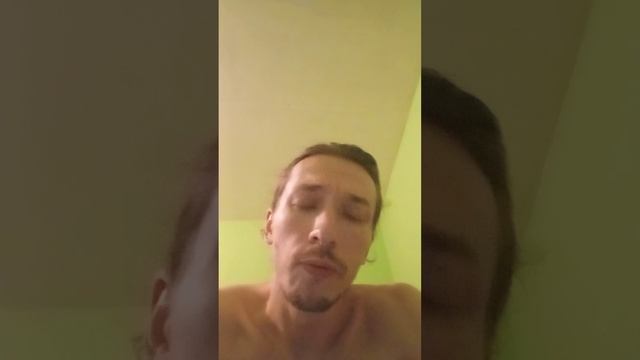 Девушка не хочет показывать свой телефон  в отношениях что это значит