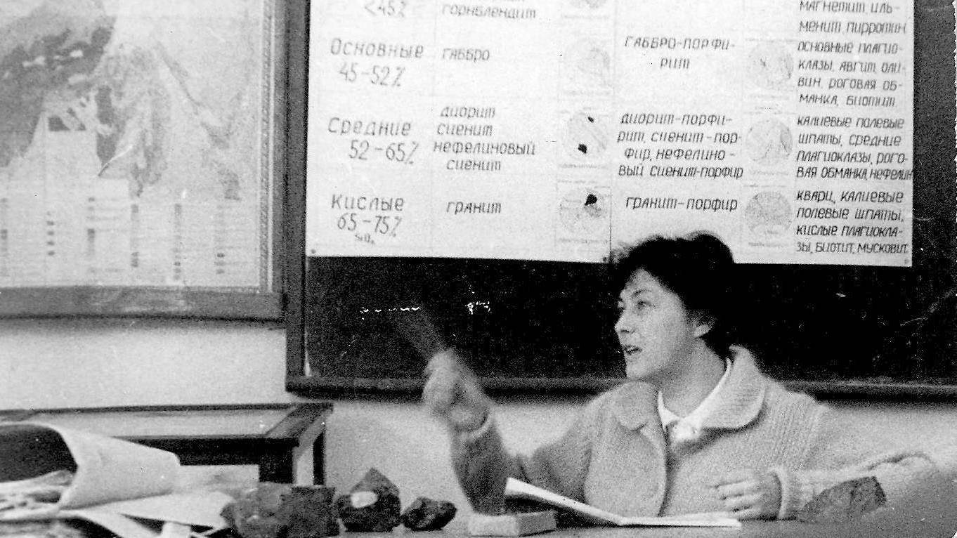 ЛЕГЕНДЫ НОВОКУЗНЕЦКОГО ГЕОФАКА: Турченко Г.П. о своей работе на ЕГФ НГПИ