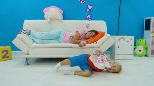 Влад и Ники - Крис и волшебные невидимые костюмы