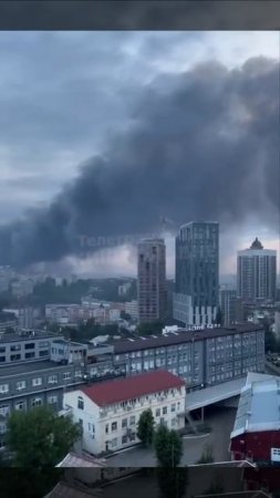 Киев затянуло дымом