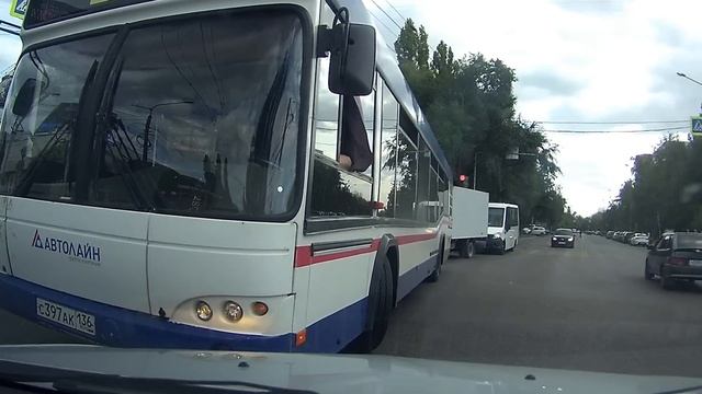 ВоронежРазворачиваю охреневших бедрил на встречке и приземляю везде