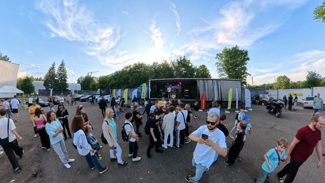 20.06.2025 ЦКИ "BAZA" г. Нижнекамск. Ретро автомобили. Insta360 x4