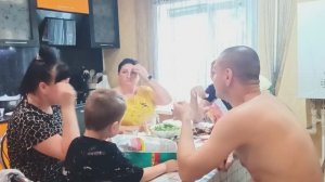 21.06.2025г.2 ЧАСТЬ // У МЕНЯ УЖЕ ТРАДИЦИЯ ПЕЧЬ БЕЛЯШИ😁//ВСТРЕТИЛИ ДЕТЕЙ, НАМЫЛИСЬ В БАНЕ//🏡