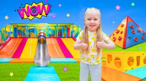 Мия и её невероятный день в ИГРОВОЙ КОМНАТЕ!