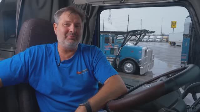 Как американцы относятся к русским спустя много лет, рассказывает Алекс Брежнев