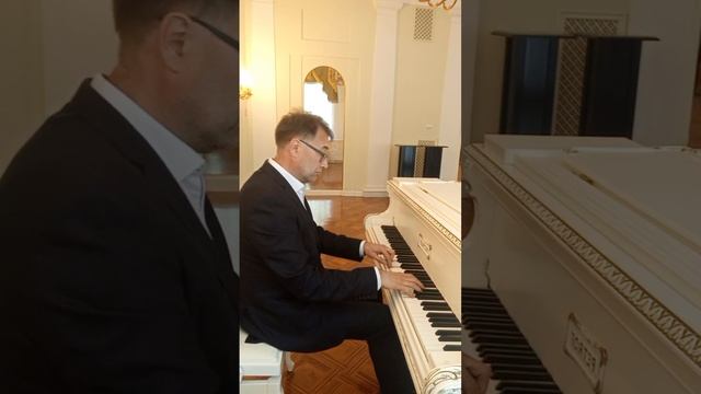 Шулин Вячеслав пианист "Любовь похожая на сон" Кавер на фортепиано