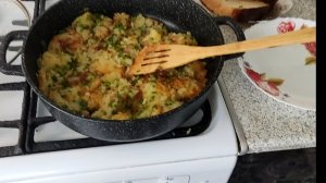 Жареная картошечка по быстрому... Поступил заказ, есть работка -подработка☺